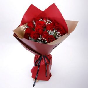Bunch of 12 Red Roses