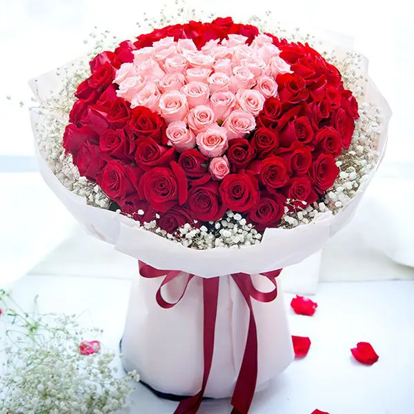 Pretty Pink Heart Rose Bouquet JuneFlowers.ae JuneFlowers