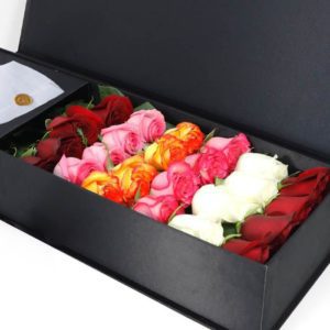 Mix Roses in Black Box