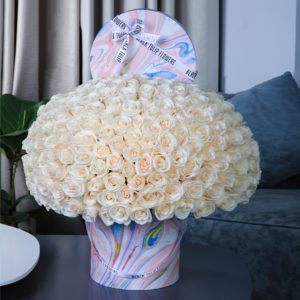 Sweet Ivory flower box by June Flowers